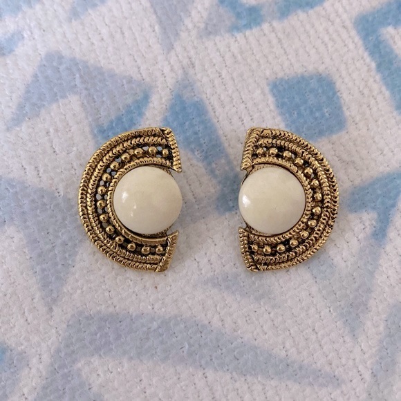 Crescent Earrings - Picture 2 of 7